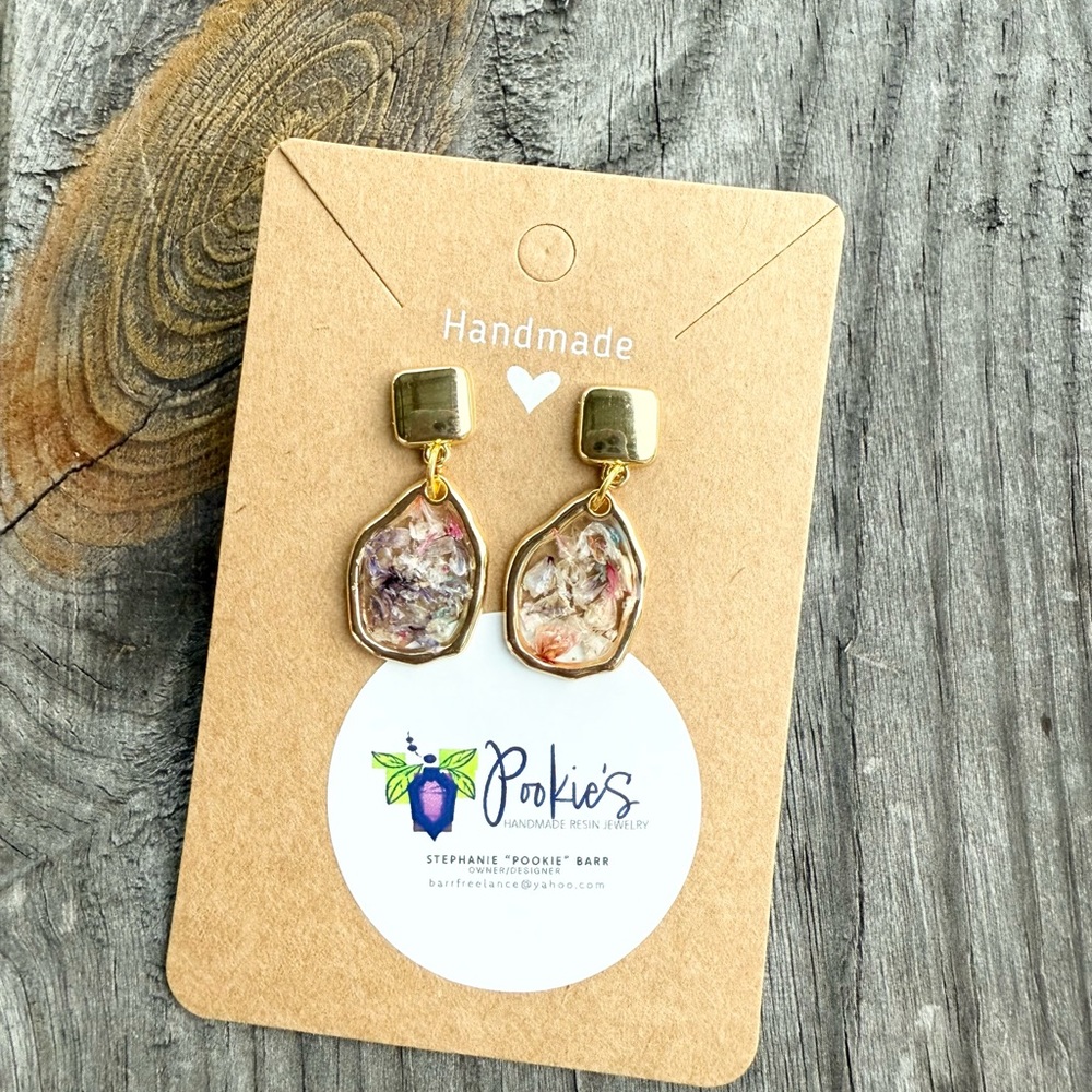 Gold and Purple Dangle Earrings with Teardrop Design